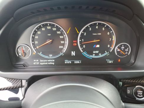 Used 2016 BMW X5 M image 18