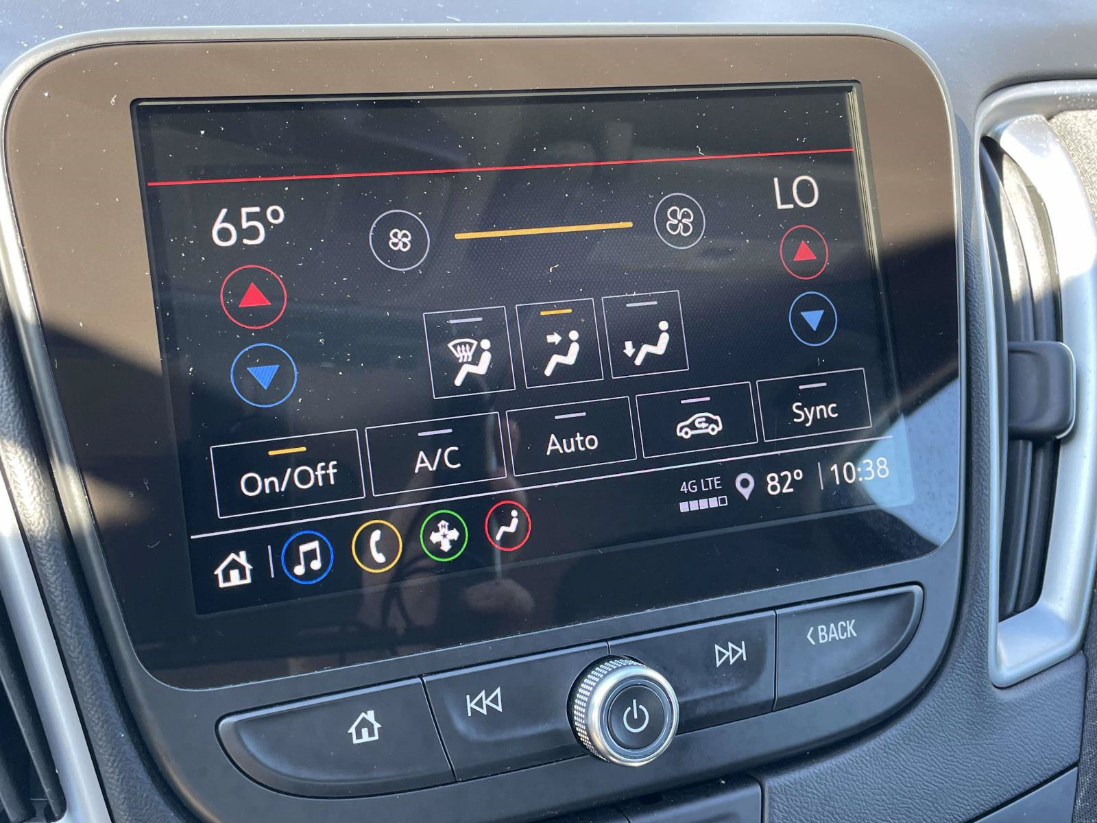 Used 2025 Chevrolet Malibu LT FWD image 25