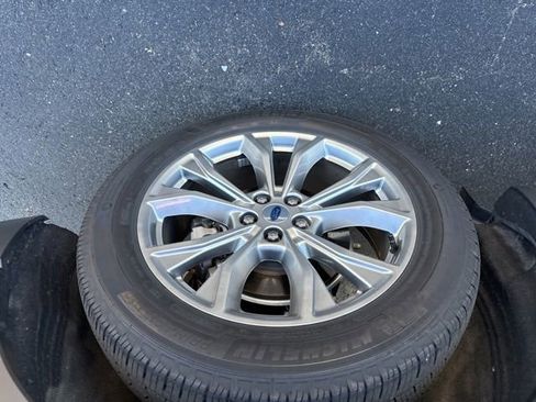 Certified 2023 Ford Explorer XLT w/ Equipment Group 202A AWD/4WD image 12