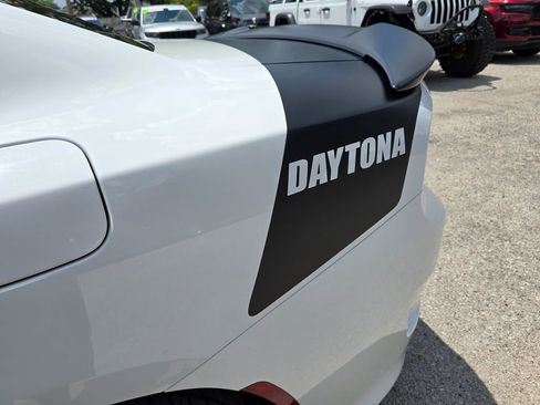Certified 2021 Dodge Charger Scat Pack w/ Daytona Edition Group RWD image 13