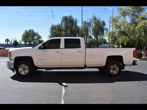 Used 2018 Chevrolet Silverado 2500 LT image 4
