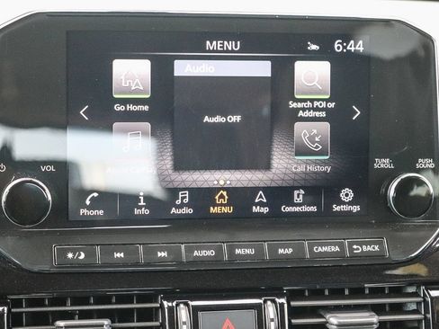 Used 2023 Nissan Pathfinder SL FWD image 14
