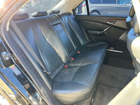 Used 2004 Mercedes-Benz S 500 4MATIC image 27