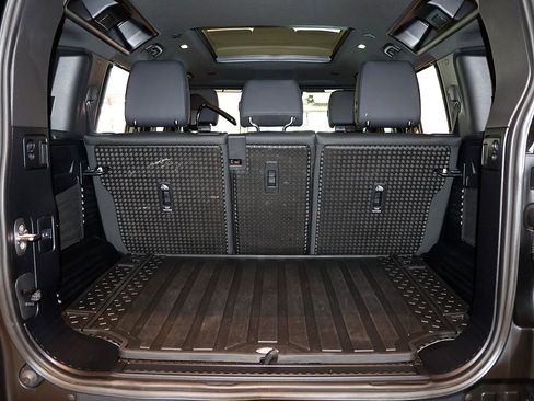 Used 2025 Land Rover Defender 110 S AWD/4WD image 53