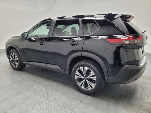 Used 2022 Nissan Rogue SV FWD image 3