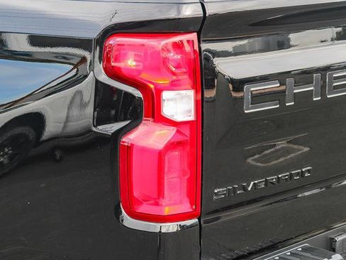 Used 2020 Chevrolet Silverado 1500 LTZ w/ LTZ Plus Package image 11