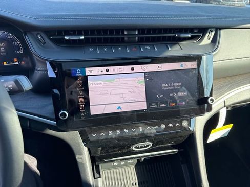 New 2026 Jeep Grand Cherokee Laredo image 3