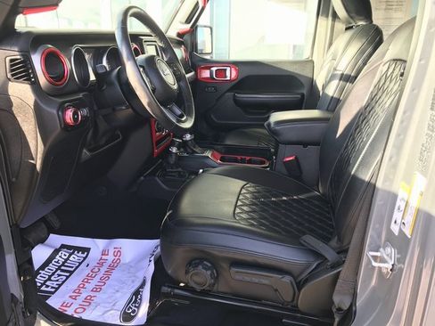 Used 2019 Jeep Wrangler Unlimited Sport S image 5