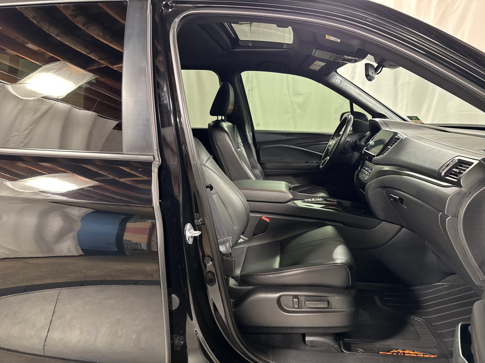 Certified 2024 Honda Ridgeline TrailSport image 15