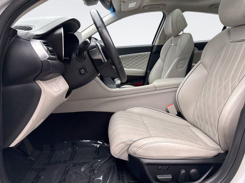 Used 2019 Genesis G70 2.0T Advanced w/ Dynamic Package AWD/4WD image 11