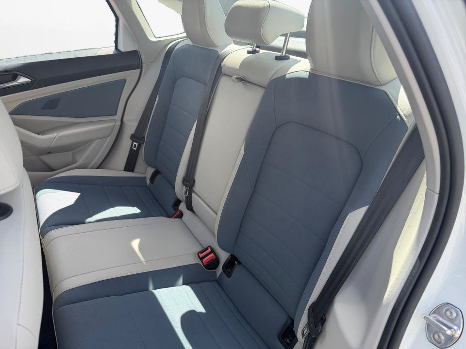 Certified 2026 Volkswagen Jetta SE FWD image 12