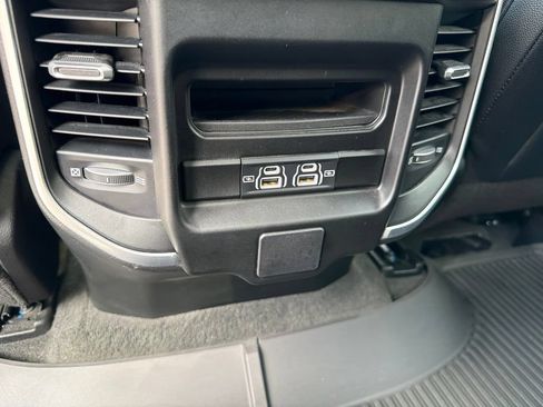 Used 2023 RAM 1500 Big Horn AWD/4WD image 41
