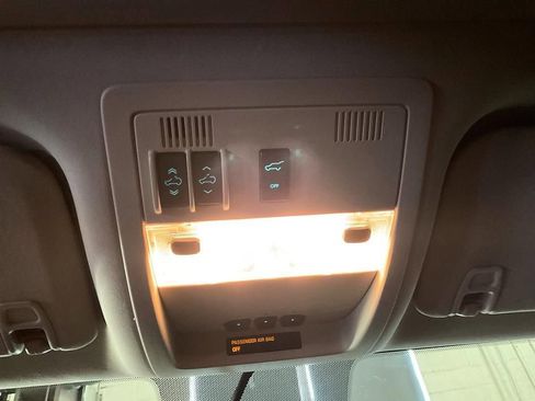 Used 2012 GMC Yukon Denali AWD/4WD image 26