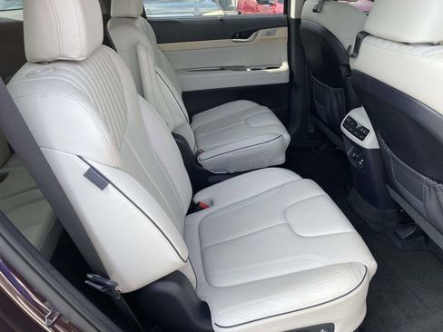 Used 2023 Hyundai Palisade Limited w/ Cargo Package image 45