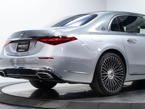 Used 2024 Mercedes-Benz Maybach S 680 4MATIC image 19