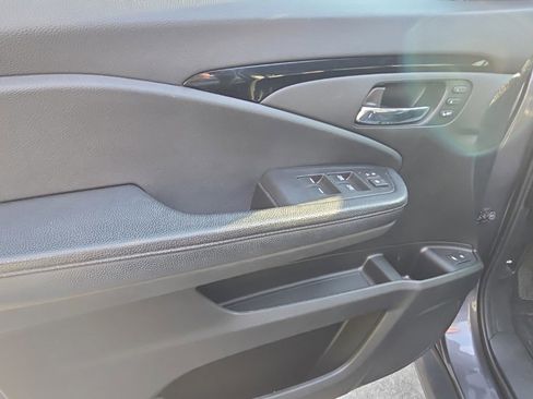 Used 2019 Honda Passport Touring image 14