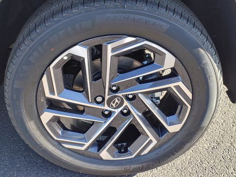 New 2026 Hyundai Tucson Limited image 5