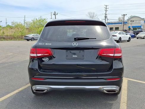 Used 2018 Mercedes-Benz GLC 300 4MATIC image 5