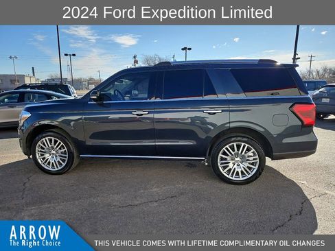 Used 2024 Ford Expedition Limited image 7