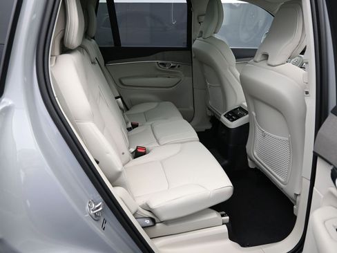 New 2025 Volvo XC90 T8 Plus w/ Protection Package Premier image 38