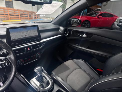 Used 2022 Kia Forte GT-Line w/ GT-Line Technology Package FWD image 21