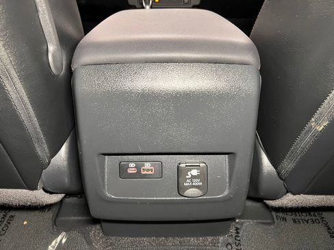 Used 2023 Nissan Frontier PRO-4X w/ Pro-4X Premium Package image 29