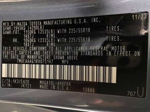 Used 2024 Toyota Corolla Cross XLE image 23