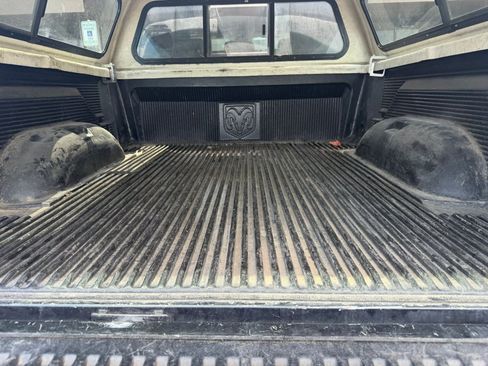 Used 2014 RAM 2500 Laramie w/ Protection Group AWD/4WD image 3