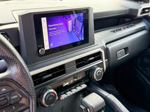 Used 2024 Toyota Tacoma SR image 13