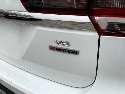 Used 2018 Volkswagen Atlas SE image 8