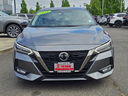 Used 2023 Nissan Sentra SR w/ SR Premium Package FWD image 2