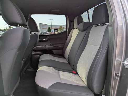 Used 2021 Toyota Tacoma TRD Sport w/ Technology Package RWD image 14