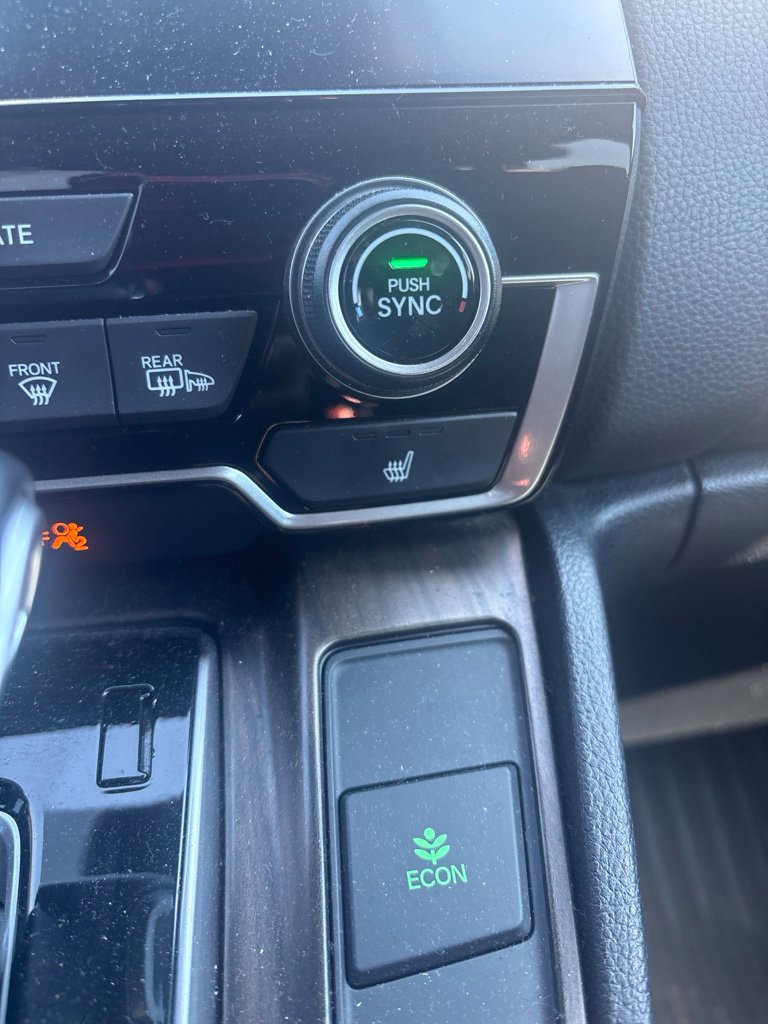Used 2018 Honda CR-V Touring image 10