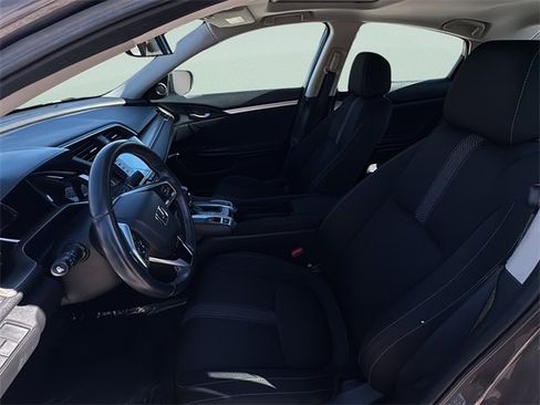 Certified 2019 Honda Civic EX image 9