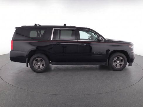 Used 2017 Chevrolet Suburban LT AWD/4WD image 28