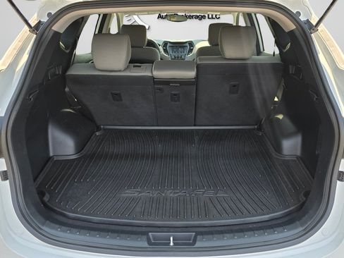 Used 2017 Hyundai Santa Fe Sport FWD image 18