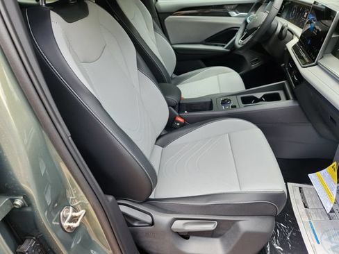 New 2026 Volkswagen Tiguan SE R-Line AWD/4WD image 11