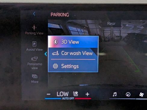 Used 2025 BMW X5 xDrive40i w/ Executive Package AWD/4WD image 29