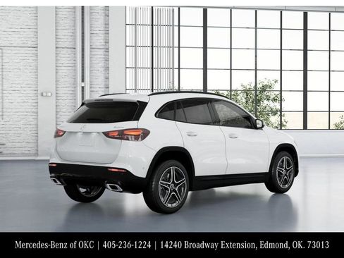 Used 2026 Mercedes-Benz GLA 250 4MATIC image 21
