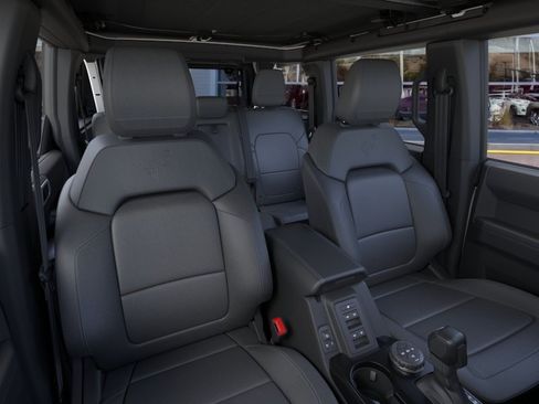New 2026 Ford Bronco Outer Banks AWD/4WD image 11