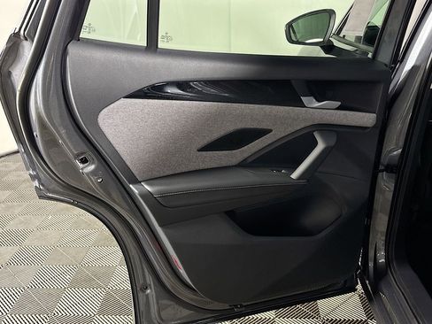 New 2025 Volkswagen Tiguan S image 18