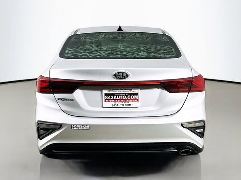 Used 2021 Kia Forte LXS FWD image 6