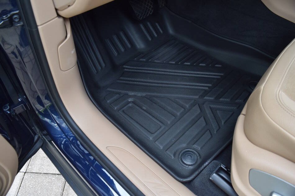 Used 2019 Porsche Macan AWD/4WD image 42