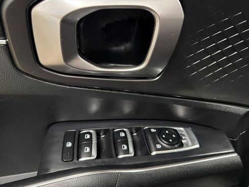 Used 2021 Kia Sorento LX image 22