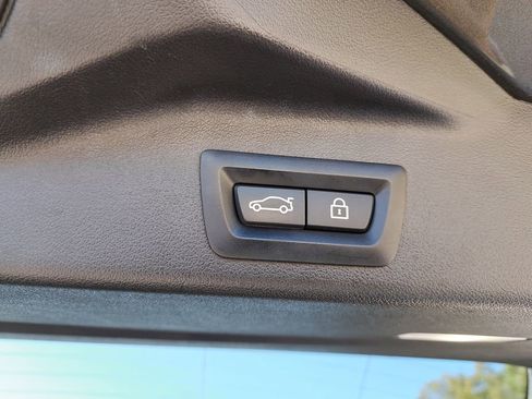 Used 2023 BMW X5 xDrive45e w/ Executive Package image 7