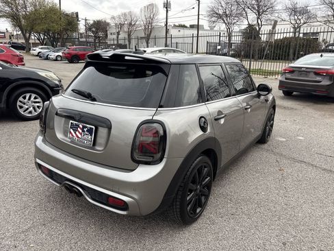 Used 2018 MINI Cooper S image 14