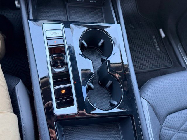 Certified 2024 Volkswagen Atlas Peak Edition SE AWD/4WD image 27