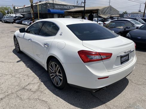 Used 2016 Maserati Ghibli RWD image 10