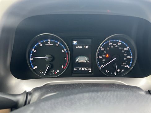 Used 2017 Toyota RAV4 XLE image 12