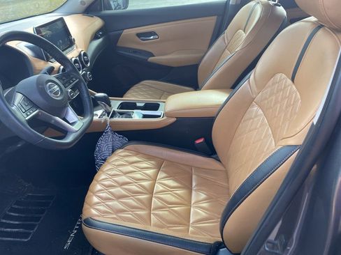 Certified 2021 Nissan Sentra SV w/ SV Premium Package FWD image 2